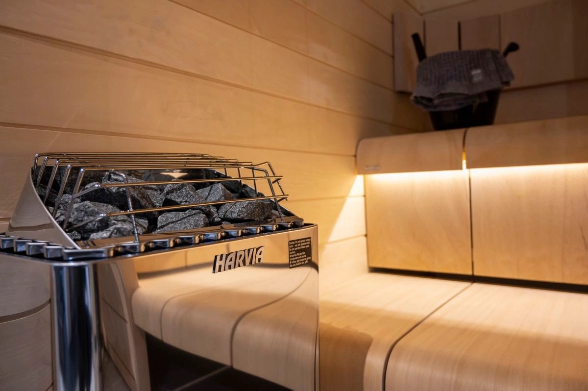 Auris One Luxury Outdoor Cedar Sauna — additional view