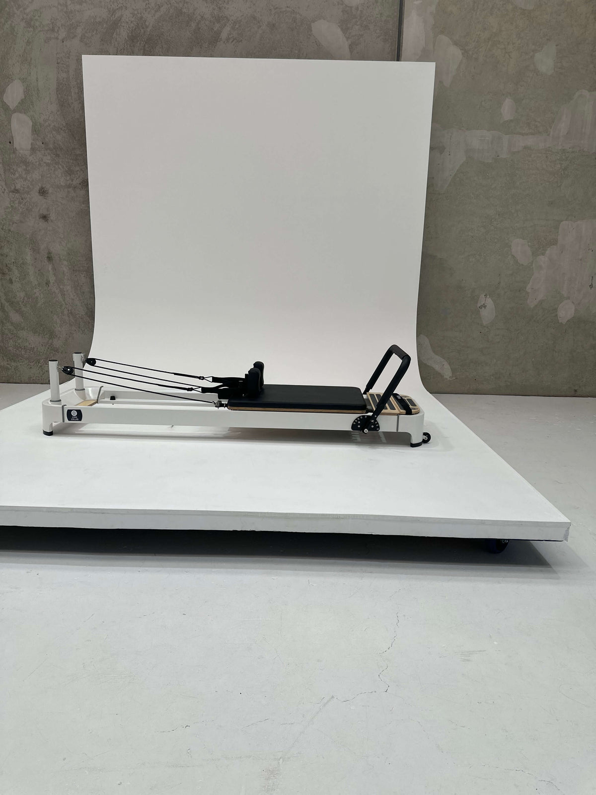The Core Collab Queen 2.0 Studio Pilates Reformer — Black