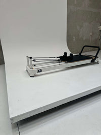 The Core Collab Queen 2.0 Studio Pilates Reformer — manufacturer detail or reference view